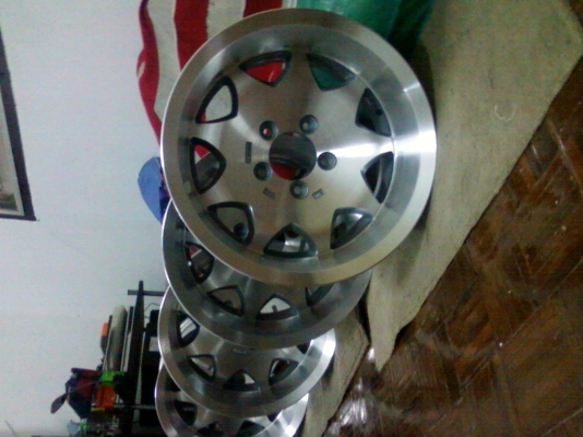 ขาย  MAX  แนว VIP ขอบ 15.5รู 114.กว้าง 7 นิ้ว