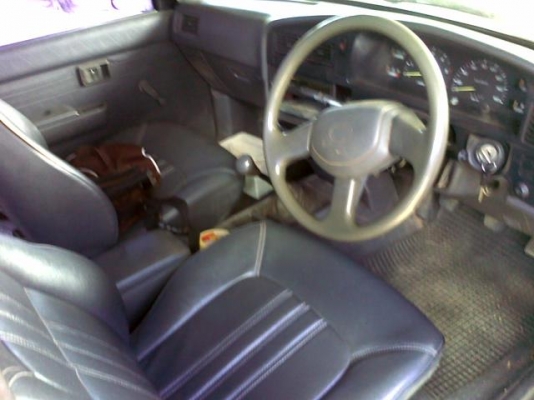 ขาย ***ดาวน์***กระบะแค็ป TOYOTA ไมตี้เอ็กซ์ 2.5 ปี37/94 สภาพสวยๆ เครื่องแน่น คัสซีสวย สีสวยภายในสวย ยางดี ล้อแม็ก พ.พาวเวอร์ แอร์เย็น ผ่อนไปแล้ว 6งวด จาก 48งวด งวดละ 4760 บาท เปลี่ยนสัญญาผ่อนต่อ ต่อรองเงินดาวน์ครับ