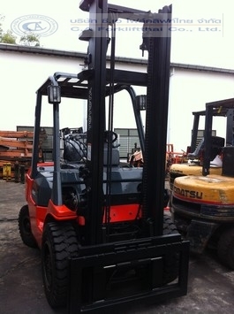 ขาย รถ โฟล์คลิฟท์ TOYOTA รุ่น 7-FD30
