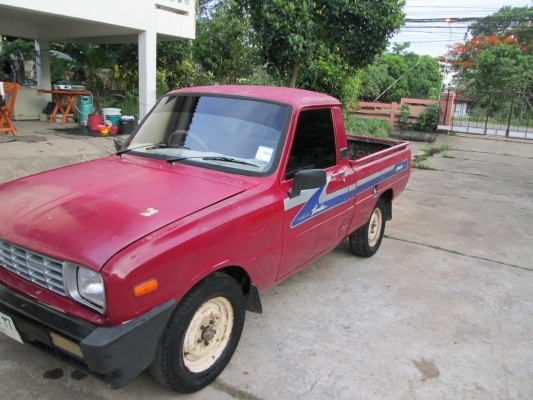 ขาย มาสด้า 1000 ช่วงสั้น4ขอ4เกียร์ สีแดง 28000