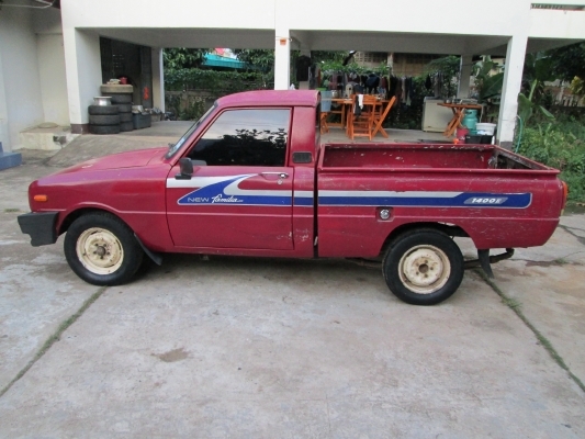 ขาย มาสด้า 1000 ช่วงสั้น4ขอ4เกียร์ สีแดง 28000