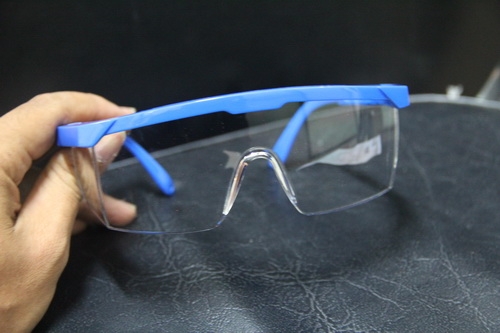 แว่นตานิรภัย แว่นตานิรภัย