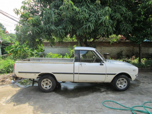 ขาย มาสด้า 1000 ช่วงยาว 5ข อ4เกียร์ สีขาว 28000