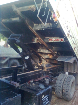 ขายรถดัมพ์ 6 ล้อ ขนาดกลาง ขายยกคอก 4 คัน (ไม่แยกขาย)