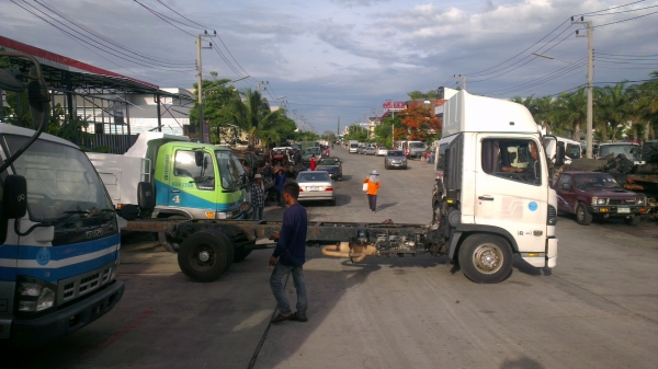 Hino Mega FC  หัวกว้าง  หลังคาสูง รถนอก  เครื่อง210แรง