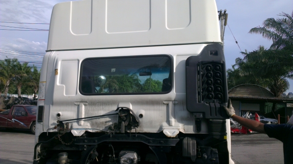 Hino Mega FC  หัวกว้าง  หลังคาสูง รถนอก  เครื่อง210แรง