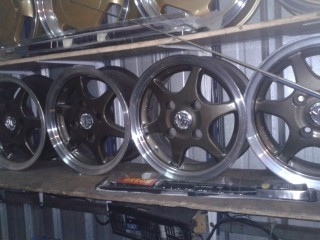 แม็ก13---4/114..กว้าง5นิ้วครึ่ง....4วง