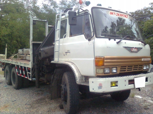 ขายรถบรรทุก 10ล้อ2เพลา พื้นเรียบ มีระบบลากจูง  ติดเครน