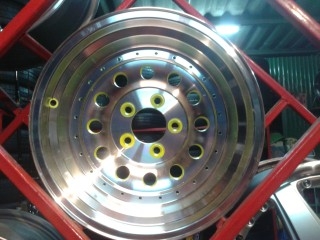 แม็ก15---5/114..กว้าง.8.นิ้ว...2.วง