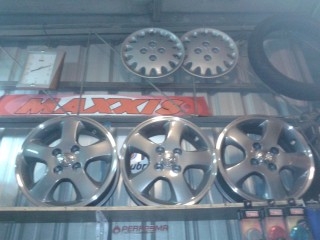 แม็กใหม่TOYOTAขอบ14---4/100..กว้าง6นิ้ว....4วง.