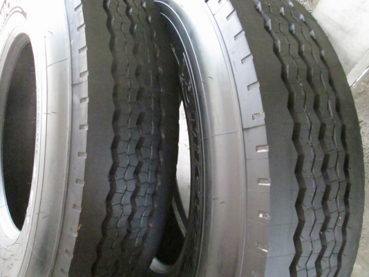 ขายยางใหม่ปี 2013 ครับ มิชลิน 11r 22.5 (4เส้น)