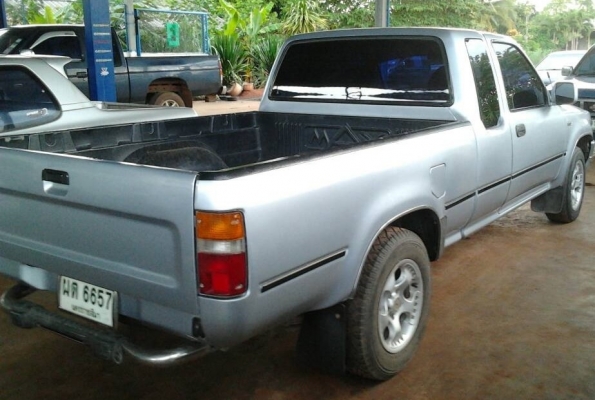 TOYOTA HILUX MIGHTY-X EXTRACAB 2.5 MT ปี 40 สภาพสวยเดิมๆสีบางทั้งคัน โปร่งหน้าหลัง เครื่องแห้งแรงดีไม่มีเยิ้ม ภายในเก๋งคอนโซลสวยครบพร้อม แอร์เย็น พวงมาลัยธรรมดา กระบะปูพื้นยางลายเนอร์ ช่วงล่างยางสภาพดี เอกสารทะเบียนภาษีครบพร้อมโอน ราคาต่อรองได้ครับ TOYOTA HILUX MIGHTY-X EXTRACAB 2.5 MT ปี 40 สภาพสวยเดิมๆสีบางทั้งคัน โปร่งหน้าหลัง เครื่องแห้งแรงดีไม่มีเยิ้ม ภายในเก๋งคอนโซลสวยครบพร้อม แอร์เย็น พวงมาลัยธรรมดา กระบะปูพื้นยางลายเนอร์ ช่วงล่างยางสภาพดี เอกสารทะเบียนภาษีครบพร้อมโอน ราคาต่อรองได้ครับ