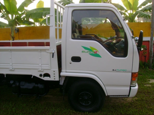 ISUZU NKR 69 E เครื่อง 4 JG 2 บรรทุก 4 ล้อไม่ติดเวลา