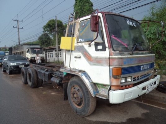 ขายรถอีซุซูร็อก10ล้อ หัวคัซซี เครื่อง165แรง เบรกทิฟฟี พวงมาลัยเพาเวอร์