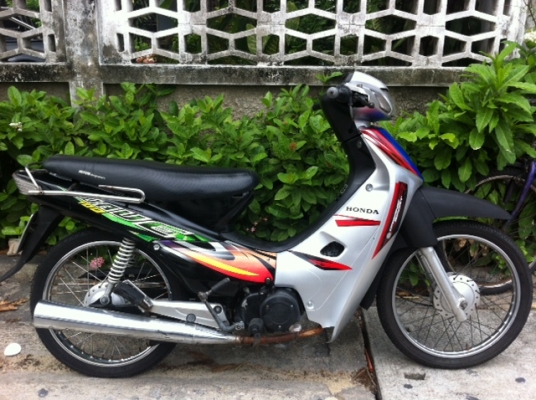 Honda wave Z ปี 46 เครื่องเงียบ เครื่องดี