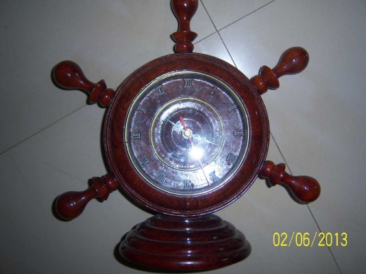 นาฬิกาไม้