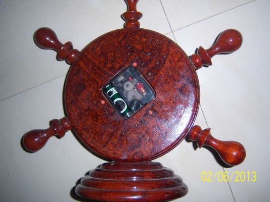 นาฬิกาไม้