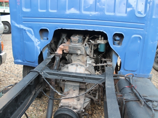 อีซูซุ เครื่อง100ฝาดำ ภาษีเต็มถึงปี 57 หัวเก๋งสาดสีใหม่รถขับขี่ดี