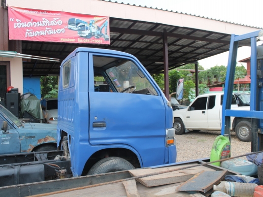 อีซูซุ เครื่อง100ฝาดำ ภาษีเต็มถึงปี 57 หัวเก๋งสาดสีใหม่รถขับขี่ดี