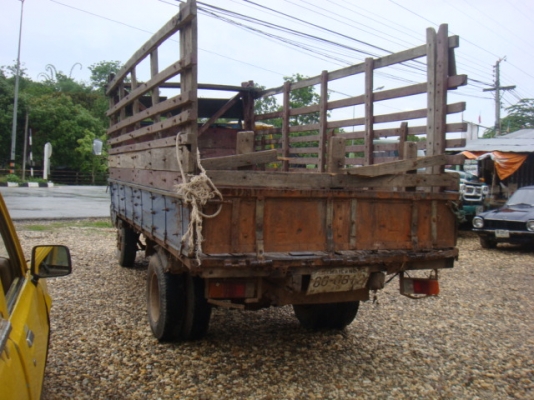 อีซูซุ เครื่อง100ฝาดำ ภาษีเต็มถึงปี 57 หัวเก๋งสาดสีใหม่รถขับขี่ดี