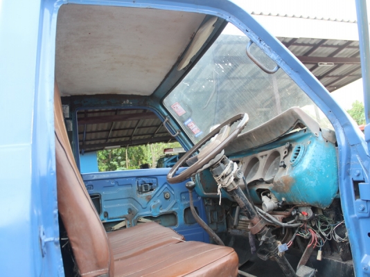 อีซูซุ เครื่อง100ฝาดำ ภาษีเต็มถึงปี 57 หัวเก๋งสาดสีใหม่รถขับขี่ดี