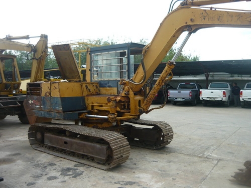 โปรโมชั่นจัดเต็ม !! รถขุด Komatsu PC60-3 พร้อมใช้งาน ราคาสุดพิเศษ 450,000 บาท