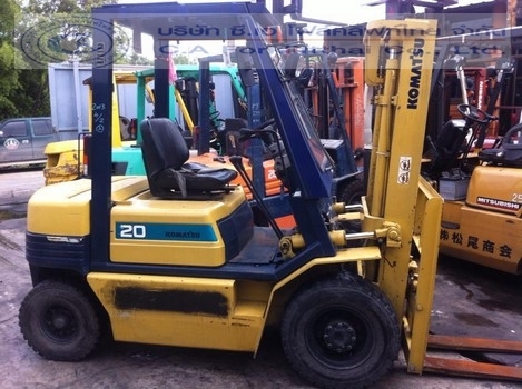 ขาย รถโฟล์คลิฟท์ KOMATSU รุ่น FG20-11