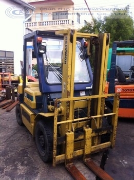 ขาย รถโฟล์คลิฟท์ KOMATSU รุ่น FG20-11