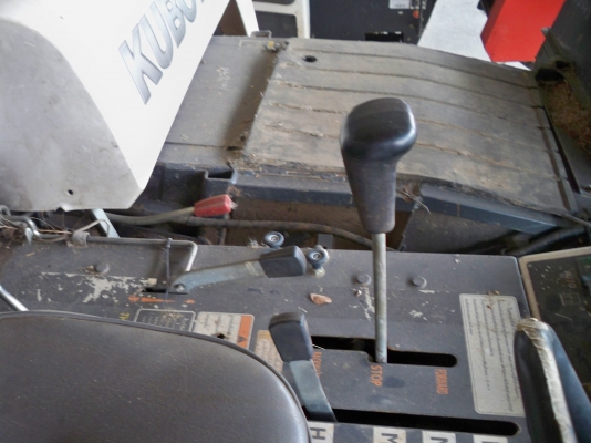 ขายรถเกี่ยวข้าว DC-95GM