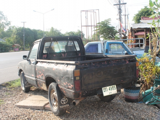 ขาย โตโยต้า RN 30 4 ขอแท้ เครื่องดีเซลแท้เอกสารพร้อมโอนรภาษีเต็ม