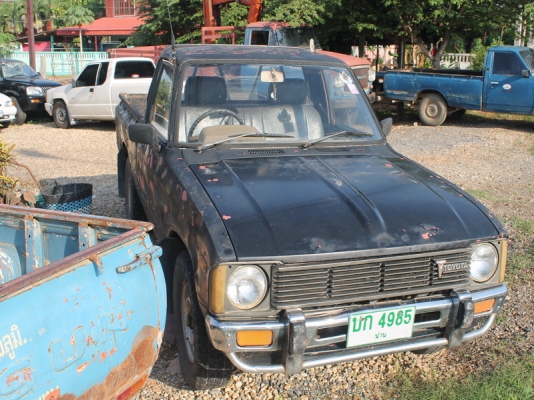 ขาย โตโยต้า RN 30 4 ขอแท้ เครื่องดีเซลแท้เอกสารพร้อมโอนรภาษีเต็ม