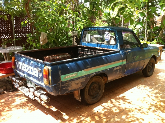 ขาย มาสด้า 1000 กับ 1300 ทะเบียนพร้อมโอนพร้อมใช้ครับ มีให้เลือก สองคัน ครับ