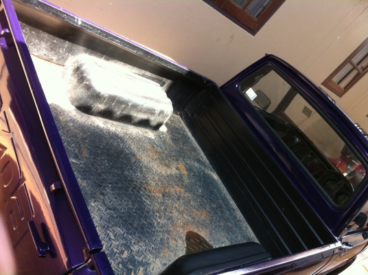 ขาย มาสด้า 1000 กับ 1300 ทะเบียนพร้อมโอนพร้อมใช้ครับ มีให้เลือก สองคัน ครับ