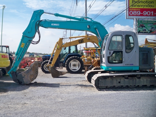 ประกาศขายรถขุด  KOBELCO SK 135 SR.