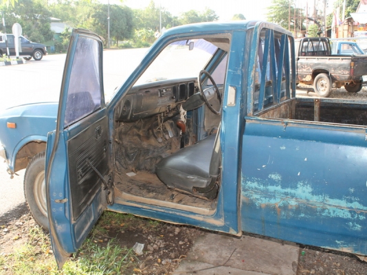 โตโยต้า RN 25 5 ขอแท้แซสซีสวย ภายในได้เดิมๆภาษีเต็มถึงปี 57