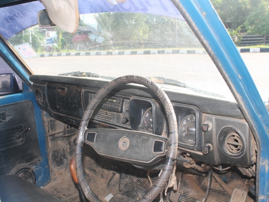 โตโยต้า RN 25 5 ขอแท้แซสซีสวย ภายในได้เดิมๆภาษีเต็มถึงปี 57