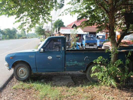 โตโยต้า RN 25 5 ขอแท้แซสซีสวย ภายในได้เดิมๆภาษีเต็มถึงปี 57