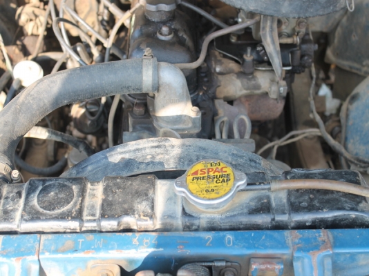 โตโยต้า RN 25 5 ขอแท้แซสซีสวย ภายในได้เดิมๆภาษีเต็มถึงปี 57