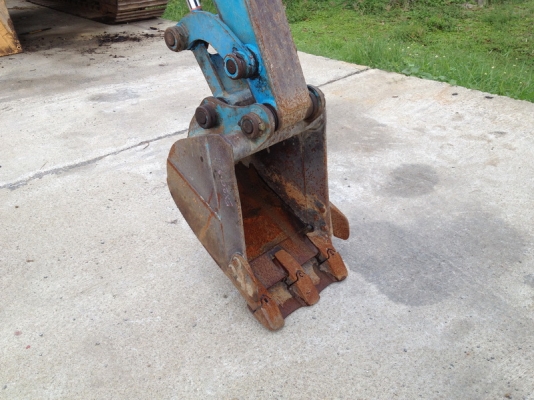 ขายรถขุด HITACHI EX20-3 นำเข้าเอง มือสองจากญี่ปุ่น ใช้งาน 788 ช.ม