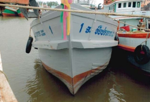 ขายเรือประมงสภาพดี พร้อมใช้งาน เจ้าของเรือขายเอง คุณอำนาจโทร 0843628545
