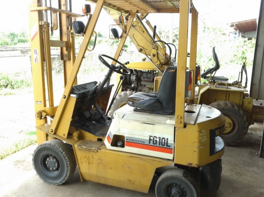 ขายรถยกเก่านอก KOMATSU  น้ำหนักยก 1 ตัน เครื่องเบนซิน เก่านอกยังไม่เคยใช้งานในไทย