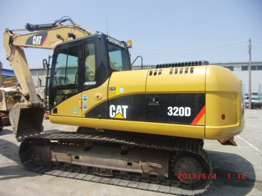 ขายรถขุด CAT320D-E  สภาพดีมากๆๆๆ  สนใจติดต่อเจี๊ยบค่ะ โทร 087-3310254 ค่ะ