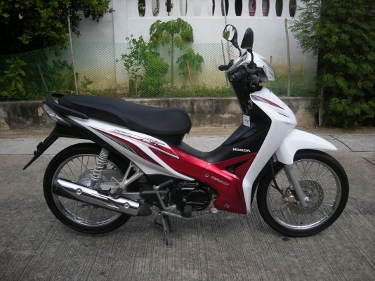 wave 110i ปี2012 สีขาวแดง เดิมๆ wave 110i ปี2012 สีขาวแดง เดิมๆ