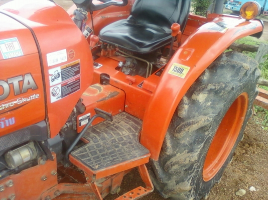 ขายคูโบต้า L3608 พร้อมใบมีดดันดินหน้า ผาน5 รถสวยๆ