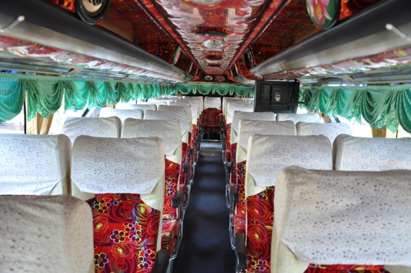 ขายรถทัวร์ 8ล้อ 2ขั้น VIP ตัวถังเขิดชัย