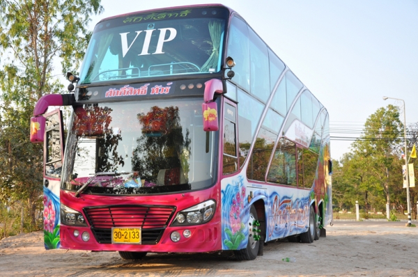 ขายรถทัวร์ 8ล้อ 2ขั้น VIP ตัวถังเขิดชัย