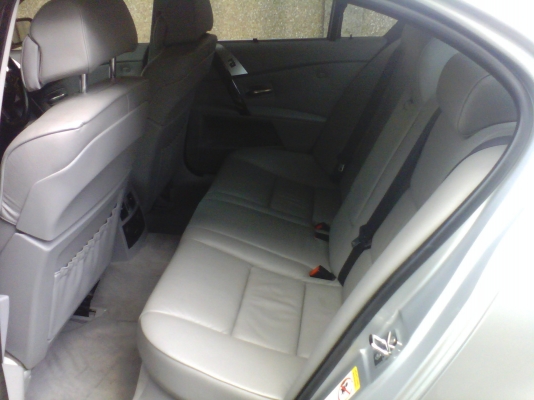 BMW SERIES 5 525iSE E60 AT BMW SERIES 5 525iSE E60 AT