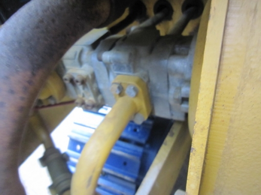 ขาย รถขุด KOMATSU รุ่น PC30-6- มีหัวเก๋ง มือสองญี่ปุ่น ขาย รถขุด KOMATSU รุ่น PC30-6- มีหัวเก๋ง มือสองญี่ปุ่น