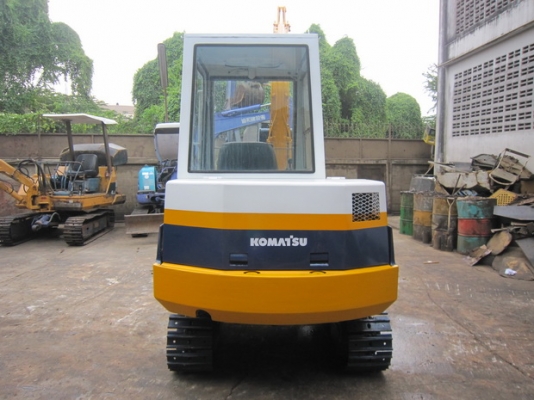 ขาย รถขุด KOMATSU รุ่น PC30-6- มีหัวเก๋ง มือสองญี่ปุ่น ขาย รถขุด KOMATSU รุ่น PC30-6- มีหัวเก๋ง มือสองญี่ปุ่น