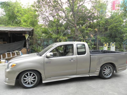 ขาย Toyota Vigo 3.0G Cab ปี 2005 เกีียร์ธรรมดา วิ่ง 7 หมื่นโล เครื่องเสียงชุดใหญ